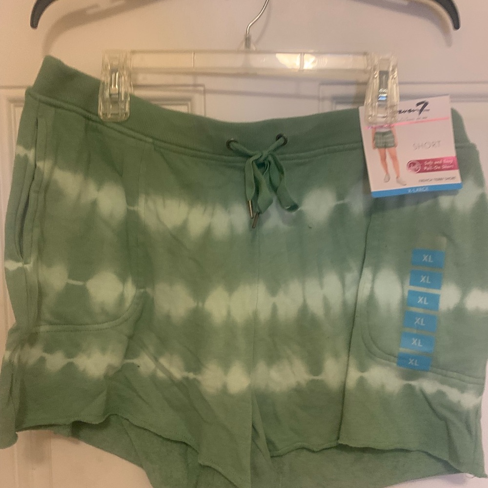 Women’s seven7 two-piece set shirt French terry crews, shorts, and top set